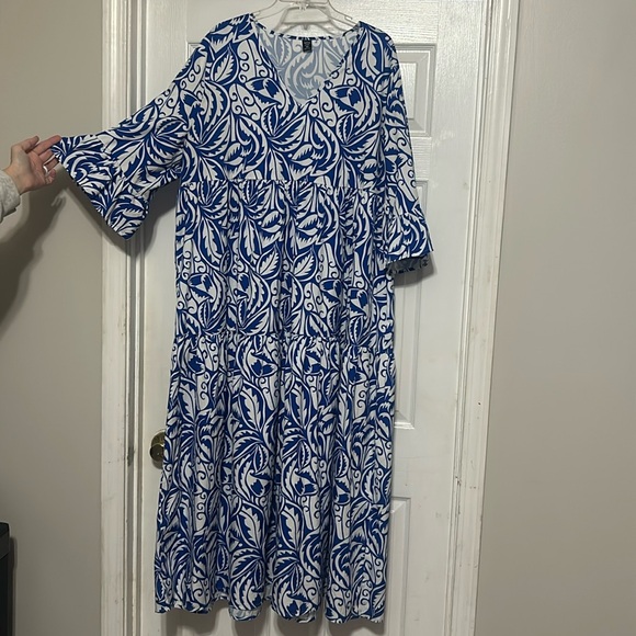 SHEIN Dresses & Skirts - SHEIN curve